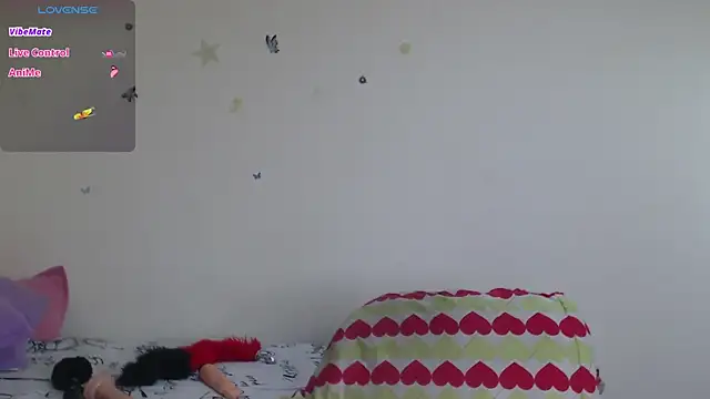 evangeline lover online show from December 17, 2025, 1:49 pm