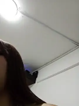 Lili milk20 online show from February 10, 2026, 7:46 pm