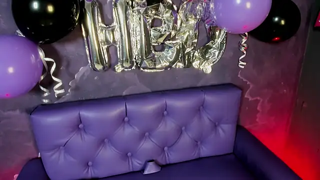 Lili milk20 online show from March 26, 2026, 7:23 pm