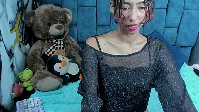 Snapshot of ValentinaKlean chatting on July 16, 2026, 1:24 am ValentinaKlean online show from July 16, 2026, 1:24 am