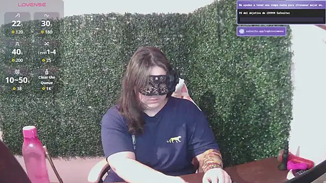 Snapshot of SophieSimmons_ chatting on September 28, 2025, 8:10 am SophieSimmons online show from September 28, 2025, 8:10 am