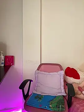 Zara Bel online show from February 18, 2026, 6:26 pm