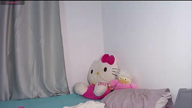 dulceangel   online show from November 12, 2025, 4:38 am