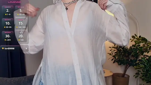 OdelynaAsp online show from December 3, 2025, 12:37 pm