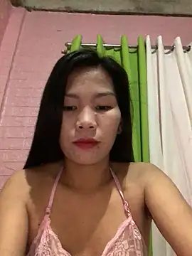 Cleo17 online show from April 19, 2026, 2:18 pm