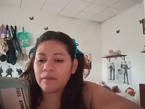 Snapshot of Kitty_WetXxX chatting on June 11, 2026, 8:17 pm Kitty WetXxX online show from June 11, 2026, 8:17 pm
