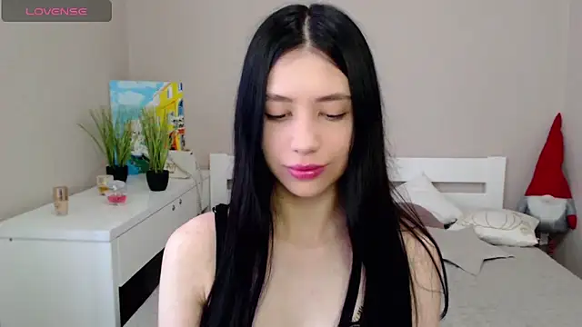 SelinLi online show from May 25, 2026, 5:29 am