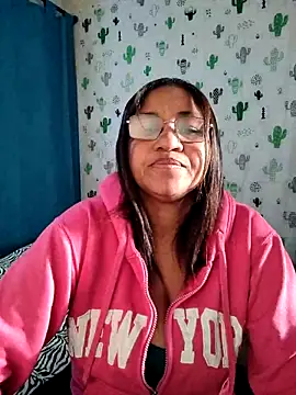 Avannay online show from September 10, 2025, 8:52 pm