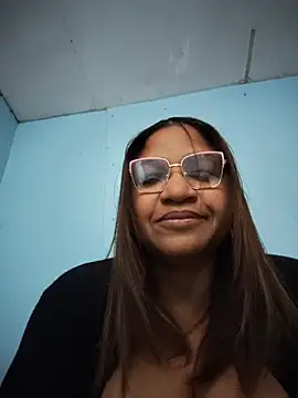 Avannay online show from July 11, 2026, 1:28 am