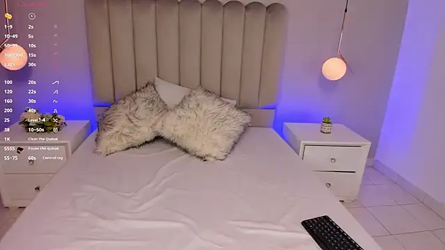 Snapshot of Dani_rosse_ chatting on September 30, 2025, 12:44 pm Dani rosse online show from September 30, 2025, 12:44 pm