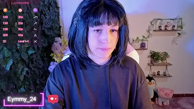 Snapshot of Eymmy_24 chatting on June 10, 2026, 2:13 am Eymmy 24 online show from June 10, 2026, 2:13 am