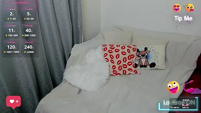 Snapshot of MiaKiittyy chatting on February 11, 2026, 10:42 pm MiaKiittyy online show from February 11, 2026, 10:42 pm