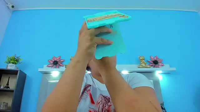 neferet opal online show from December 20, 2025, 11:07 pm