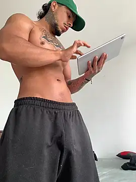 DeimonOficial online show from October 27, 2025, 8:32 pm