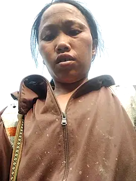 PhamPm70 online show from April 2, 2026, 9:49 am