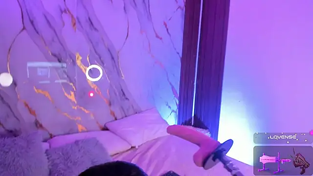 alicecute77 online show from November 11, 2025, 4:24 pm