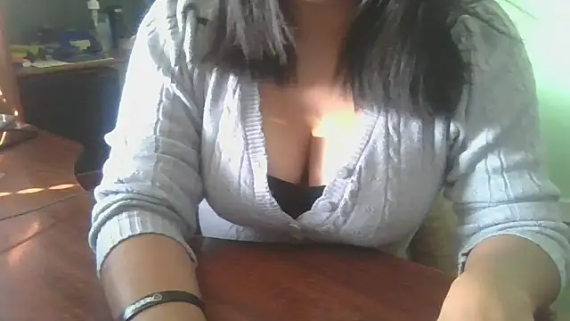 Suandenilo7 online show from October 20, 2025, 9:15 pm