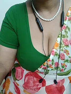 Snapshot of tami_lavanya chatting on May 31, 2026, 8:53 am tami lavanya online show from May 31, 2026, 8:53 am