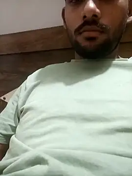 Snapshot of mayur_raaje chatting on June 27, 2026, 3:34 am mayur raaje online show from June 27, 2026, 3:34 am