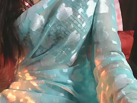 sheetal-sheetal95 online show from December 14, 2025, 4:45 pm