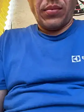 Snapshot of MagyarHunor chatting on March 26, 2026, 1:31 pm MagyarHunor online show from March 26, 2026, 1:31 pm