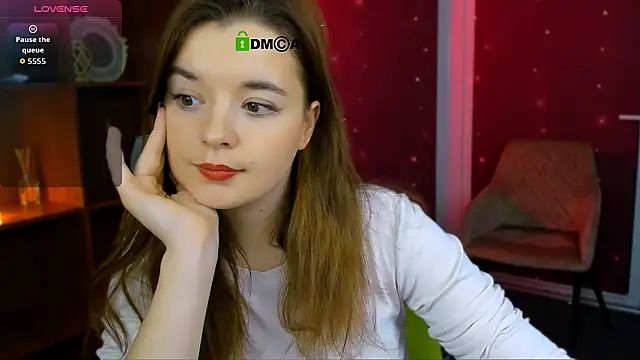 nika-still online show from November 28, 2025, 1:00 pm