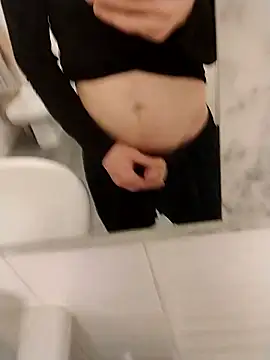 Baldassarre1990 online show from November 2, 2025, 1:32 am