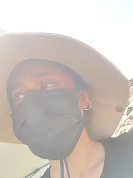 SinfulTemptation online show from April 7, 2026, 7:43 am