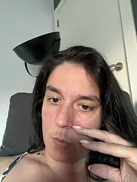 Snapshot of hottyFcup chatting on May 18, 2026, 6:34 pm hottyFcup online show from May 18, 2026, 6:34 pm
