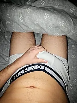 NonDirloAllaMamma online show from November 7, 2025, 9:19 pm