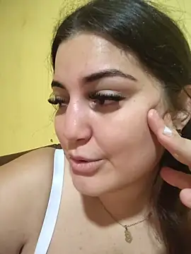 barbielamaravilla11 online show from December 4, 2025, 11:20 am