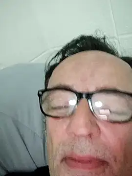 Txacas online show from October 22, 2025, 1:05 am