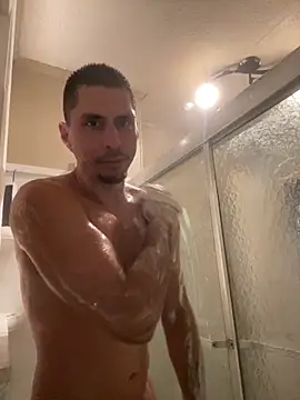 SlimSexxxy69 online show from April 6, 2026, 10:16 am