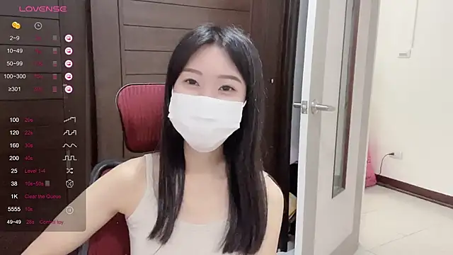 ni ni01 online show from October 3, 2025, 11:45 am