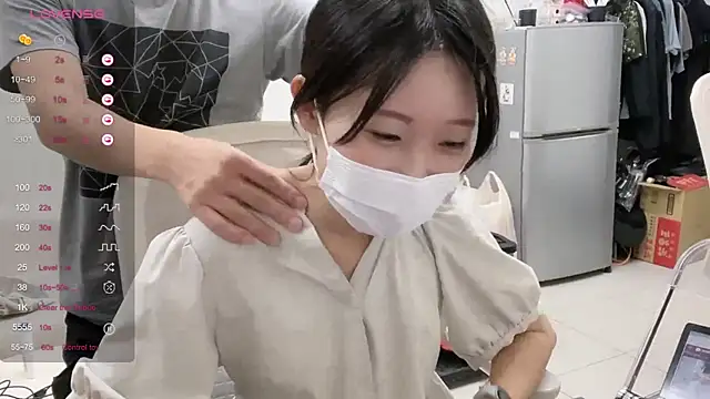 ni ni01 online show from September 9, 2025, 10:03 am