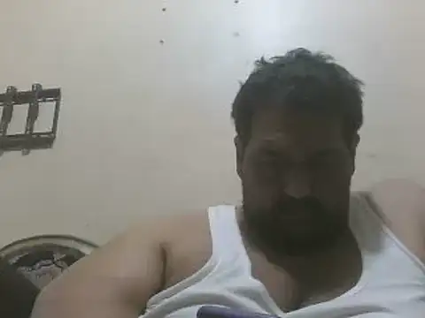 elpoop7305 online show from March 22, 2026, 11:50 pm