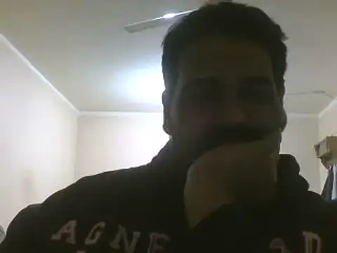 elpoop7305 online show from February 7, 2026, 11:57 pm