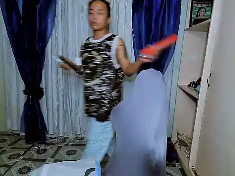 YourNikkieXxx online show from January 14, 2026, 7:50 pm