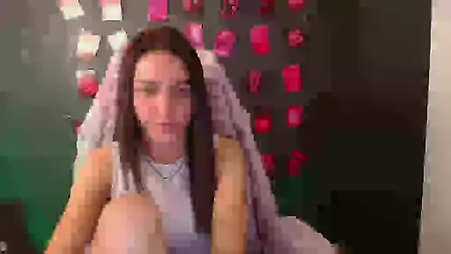 Aurora Loveu online show from November 15, 2025, 2:10 pm