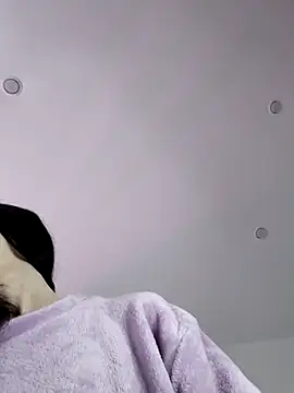 Snapshot of DragonFoxie chatting on February 9, 2026, 8:45 am DragonFoxie online show from February 9, 2026, 8:45 am