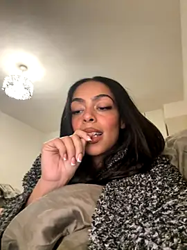 yasmingarcia online show from November 20, 2025, 1:12 pm