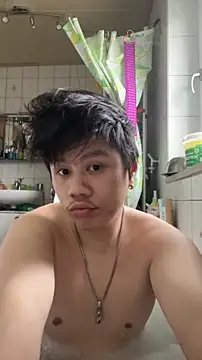 Snapshot of Kingpowerlittel chatting on October 28, 2025, 8:35 am Kingpowerlittel online show from October 28, 2025, 8:35 am