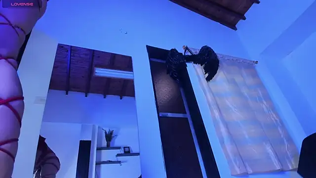 chubby sexy  online show from November 13, 2025, 12:31 pm