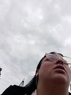 megan fox5 online show from December 2, 2025, 3:58 pm