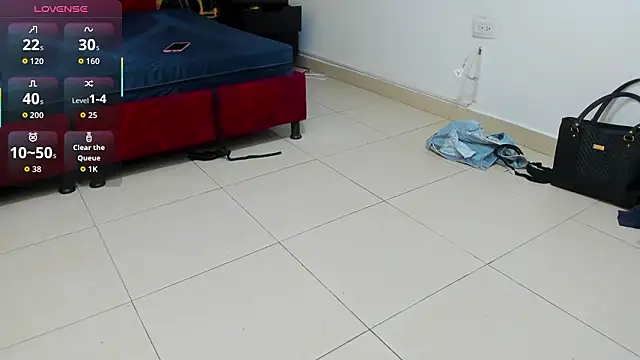 VioletRose as online show from February 26, 2026, 8:09 pm