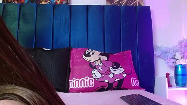 Annie switt online show from March 7, 2026, 4:41 am