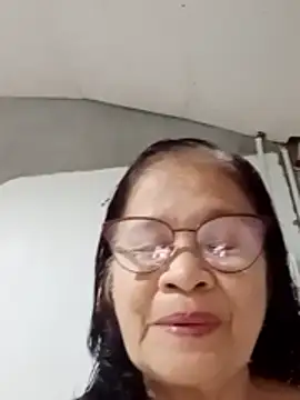 Snapshot of Sweet-Lita50 chatting on November 15, 2025, 5:22 am Sweet-Lita50 online show from November 15, 2025, 5:22 am