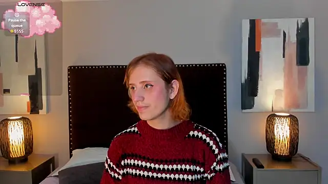 seraphine star online show from March 31, 2026, 3:19 am