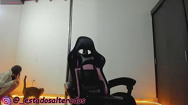 auraeroticaxxx online show from April 9, 2026, 4:47 am