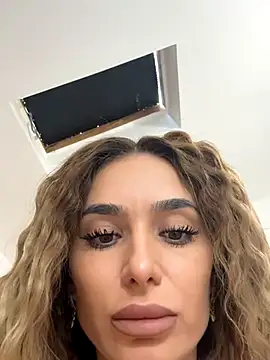 KaseyQuinn  online show from September 19, 2025, 6:39 am